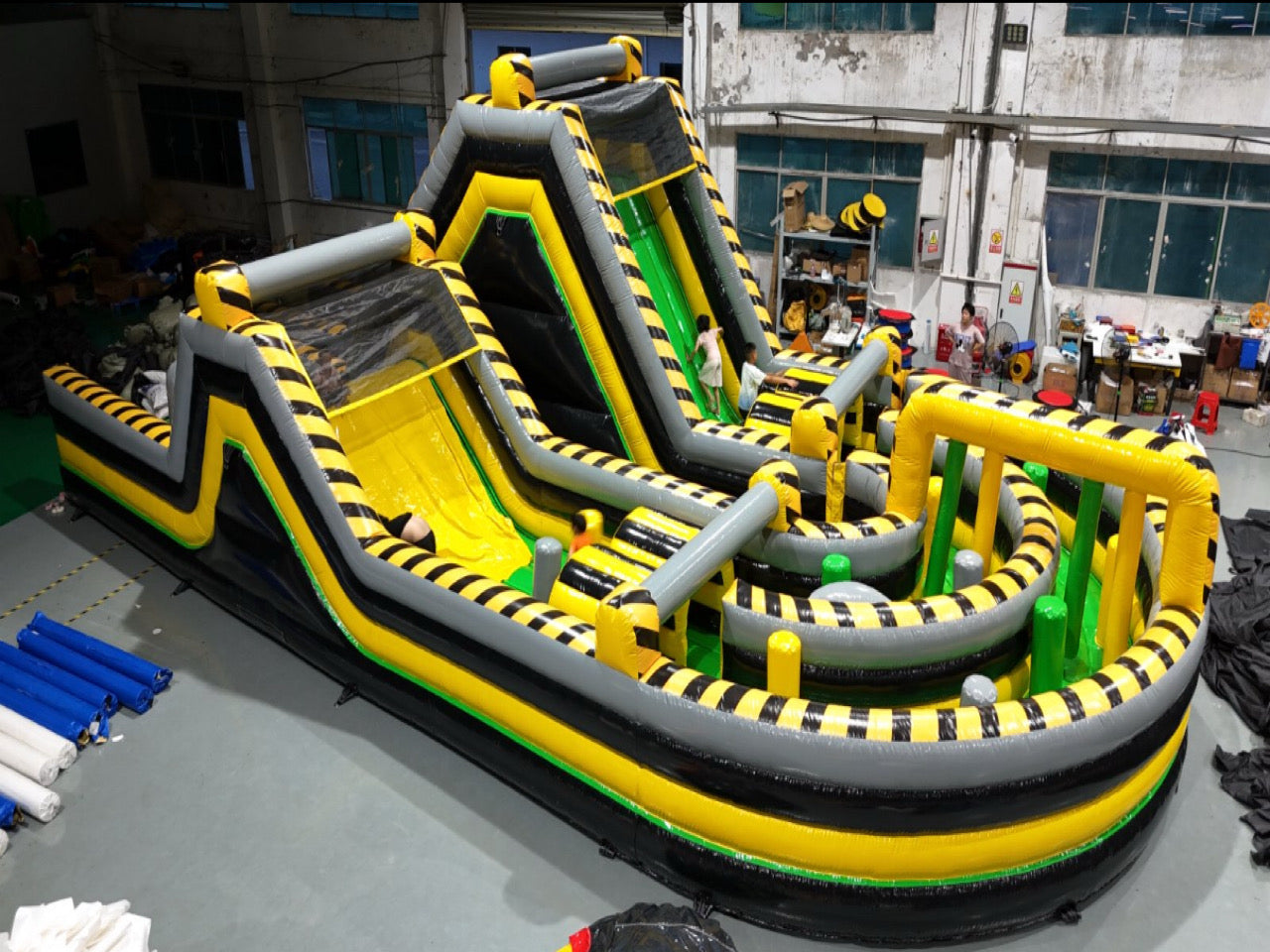 Outdoor game inflatable obstacle race