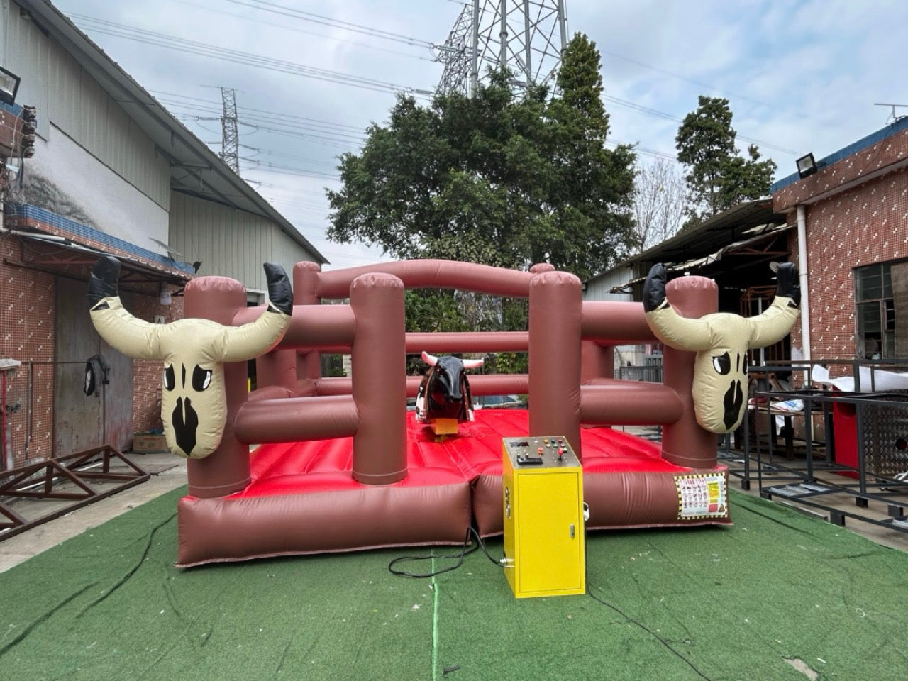 Inflatable Bull Theme Trampoline