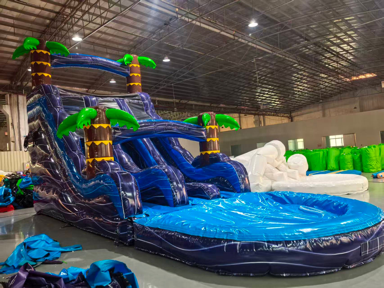 Giant inflatable pool slide