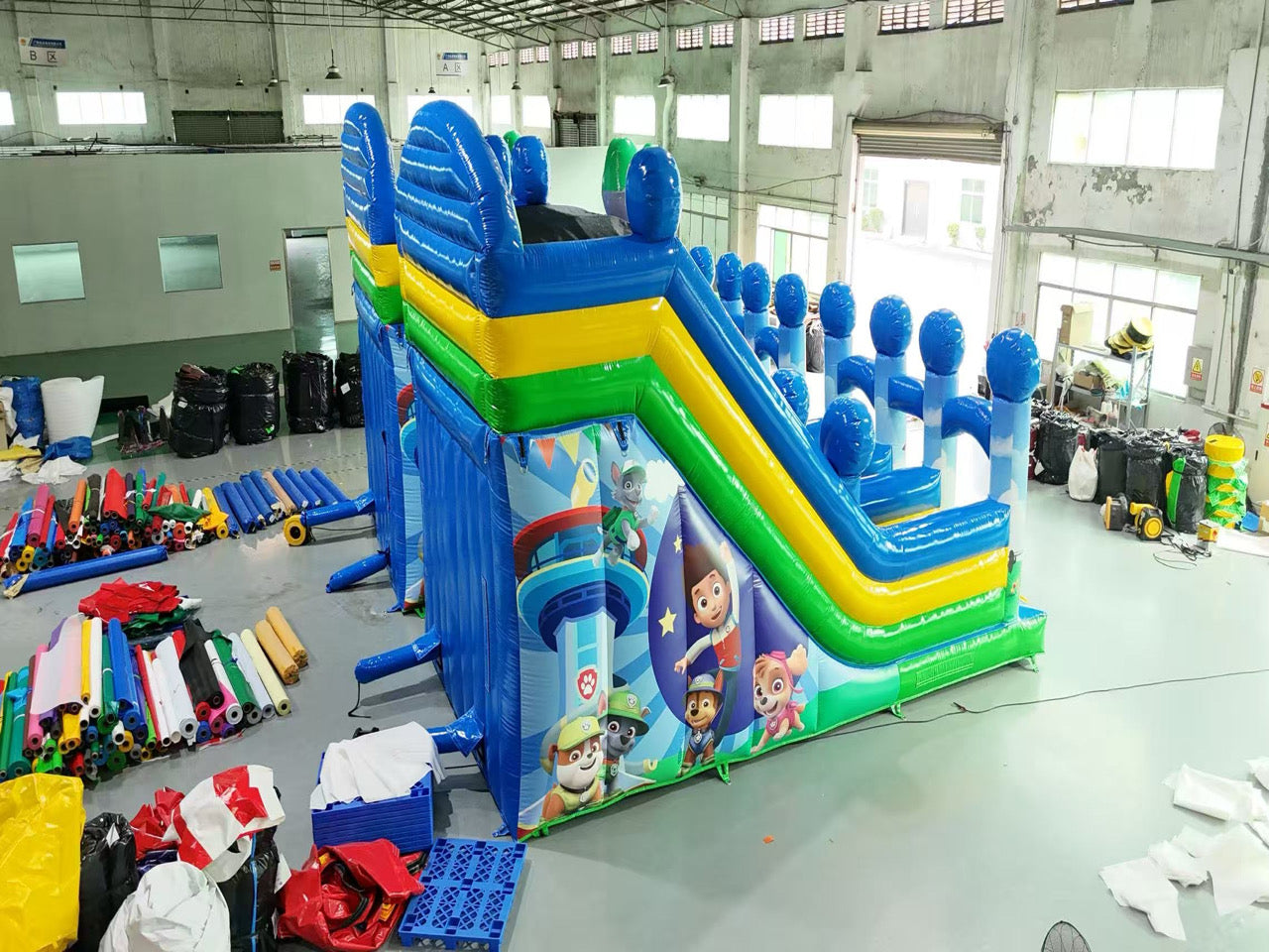 Infltable bouncer stich