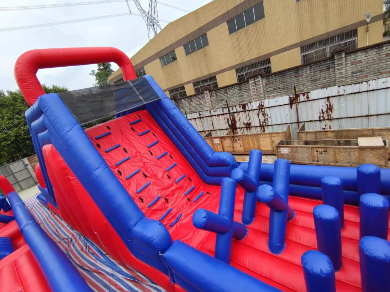 Giant inflatable obstacle clearance track